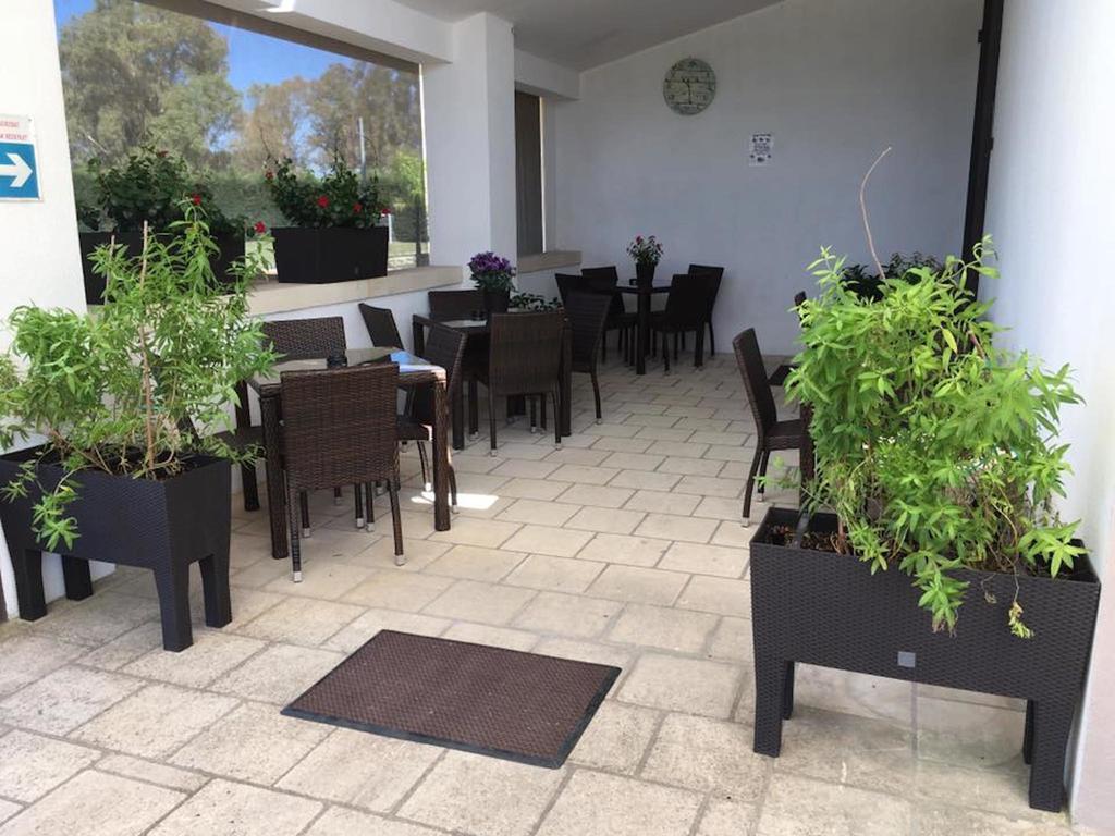 Bed & Breakfast Giardini Di Marzo Lecce Bagian luar foto